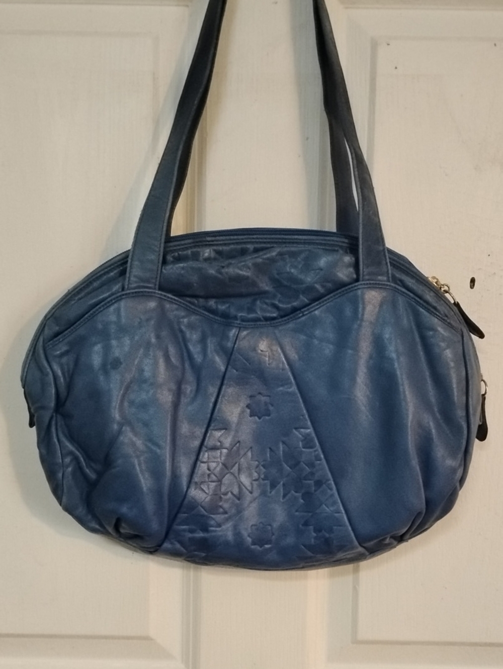 True Vintage SUSAN GAIL Blue Italian Leather Shoulder Bag